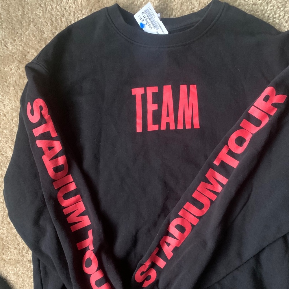 Exclusive Justin Bieber Tour Sweater